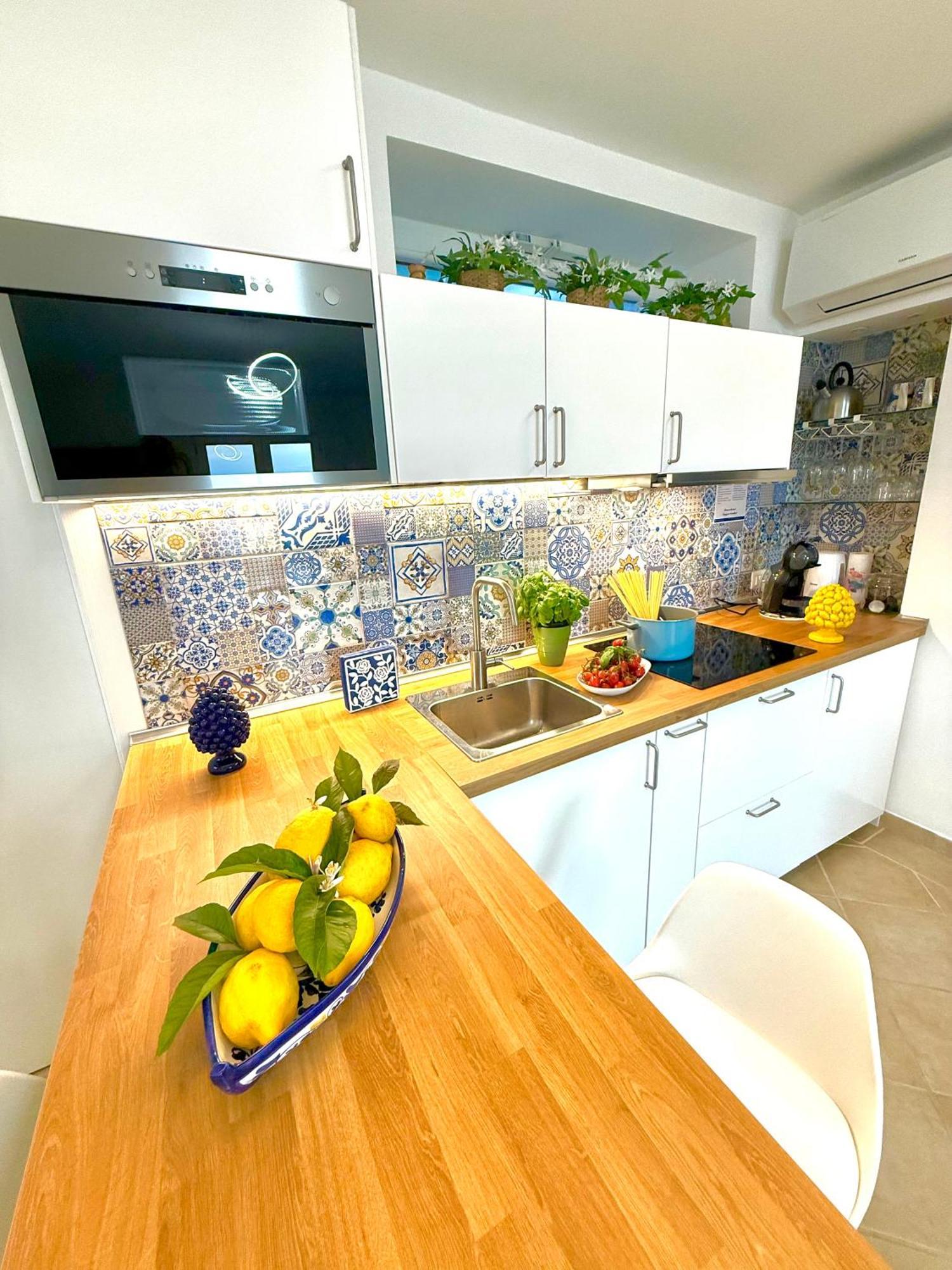 Blu Vesuvius Bed & Breakfast *